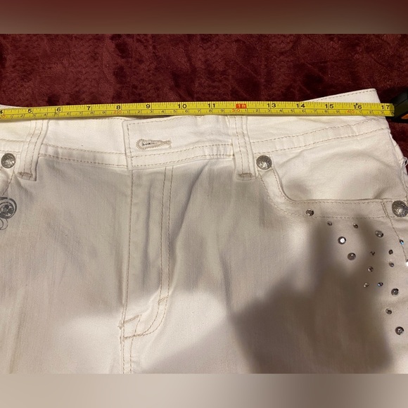 Style & Co white jeans. Size 12 - Picture 5 of 7